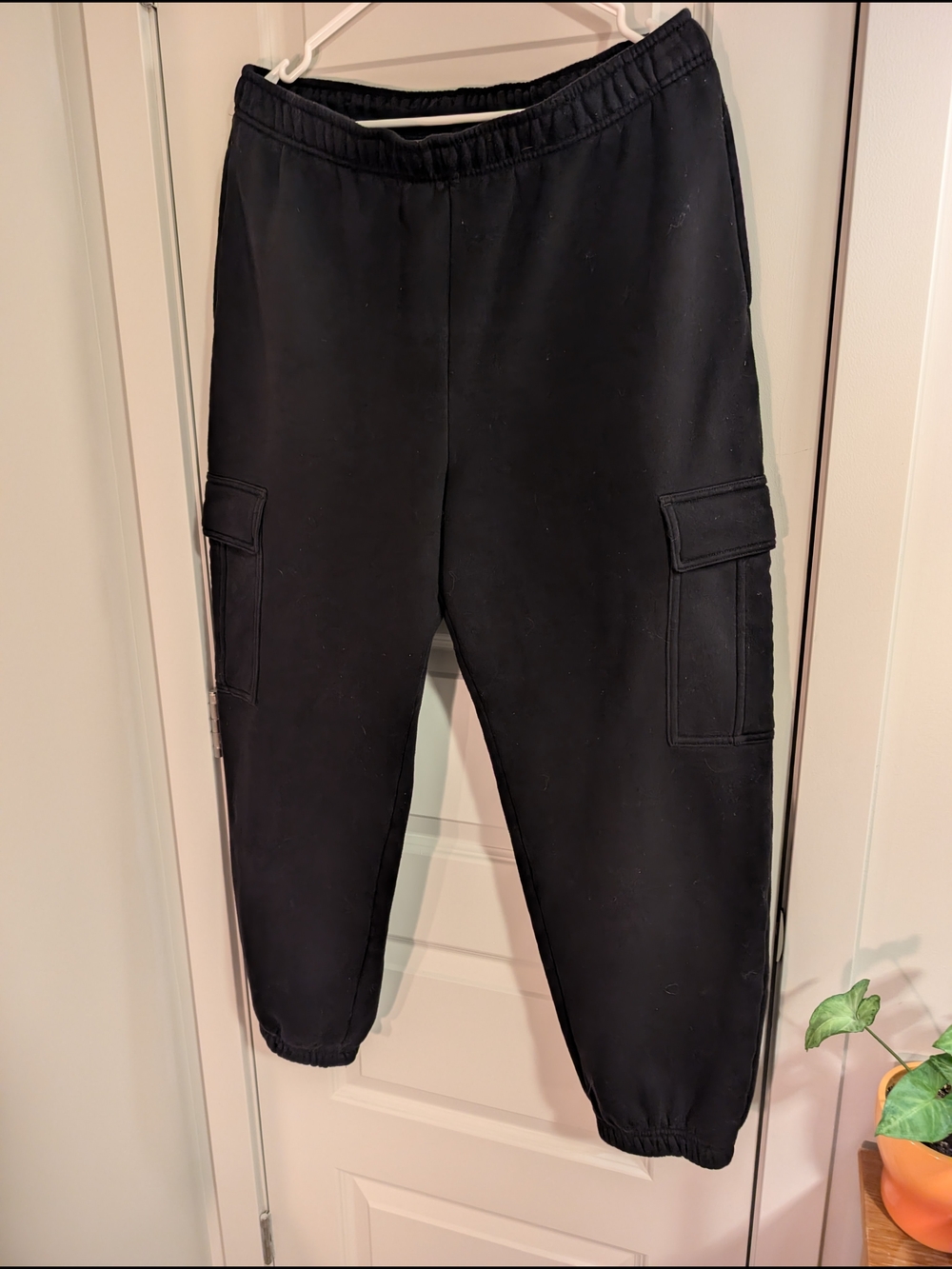 2/30$ 💓 Tuff Athletics Black Cargo Joggers